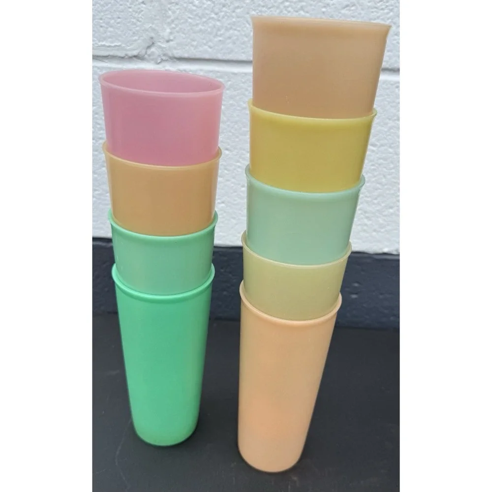 Vintage Set 9 TUPPERWARE Plastic Tumblers 16oz‎ Stackable Indoor/Outdoor Cups